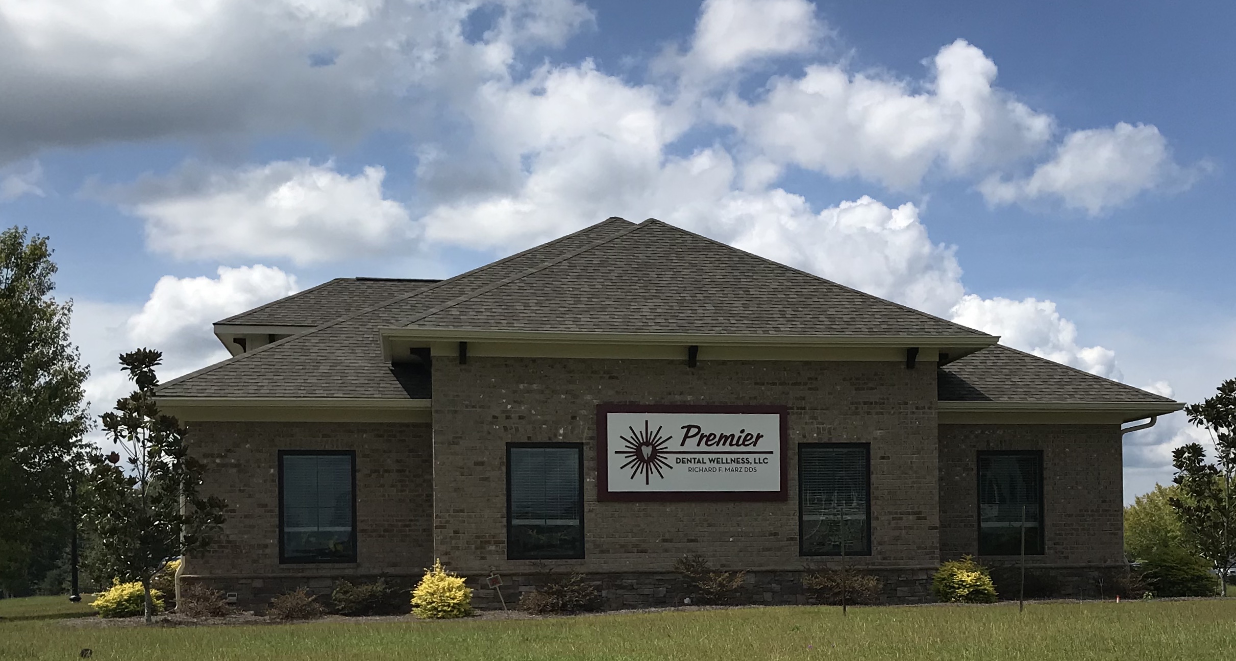 Premier Dental Wellness office exterior